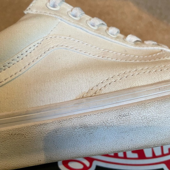 Vans Old Skool Canvas Shoe - Men’s Size 10 - Picture 5 of 7